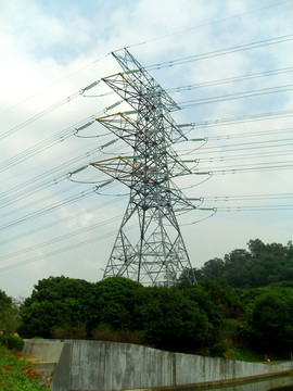 輸電線塔