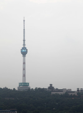 武漢龜山電視塔