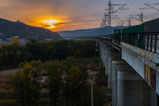 鐵路大橋