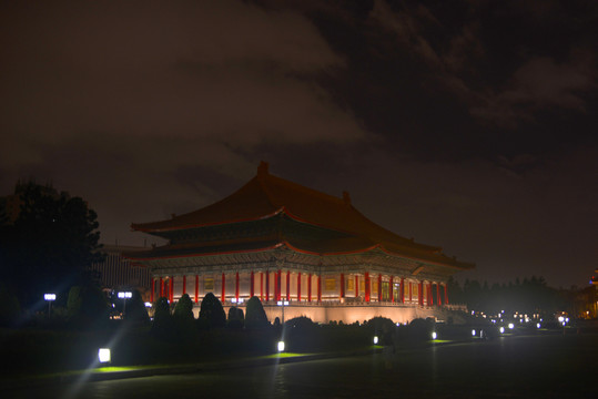 臺(tái)北國(guó)家戲劇院夜景