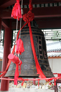 武漢歸元禪寺的大鐘