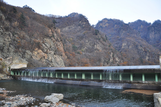 大壩 河堤 水庫(kù) 水墨 風(fēng)格