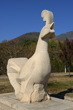 蟒山森林公園生肖石雕