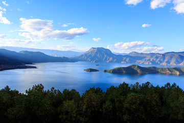 瀘沽湖全景