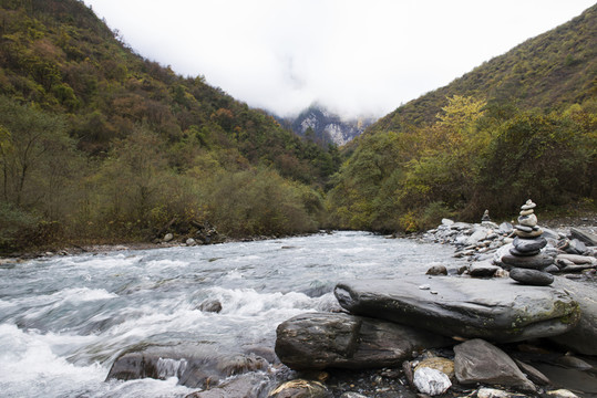 虎牙大峽谷 流水
