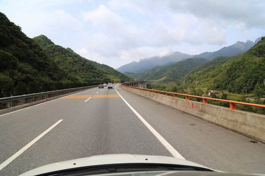 高速公路