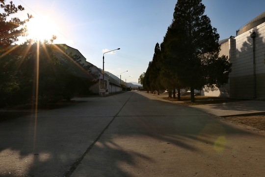 夕陽(yáng)下的坦克博物館