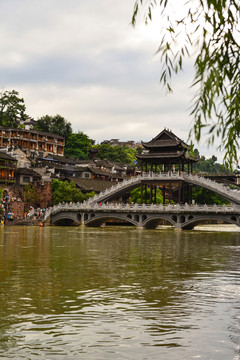 鳳凰風(fēng)雨橋