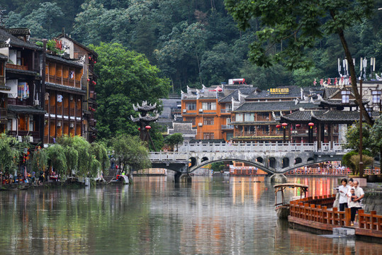 風(fēng)雨橋