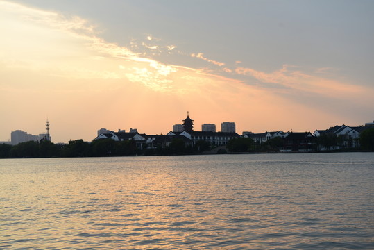 黃昏