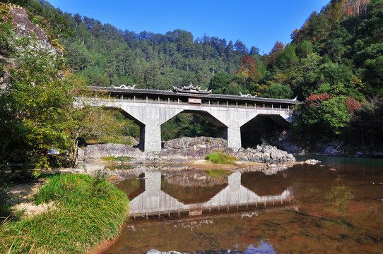 橋 雙龍橋 木拱廊橋 水上長(zhǎng)橋