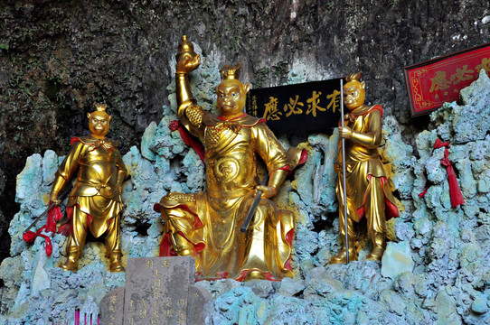 孫悟空金身佛像
