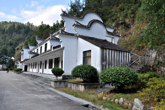 房屋建筑 馬鞍墻