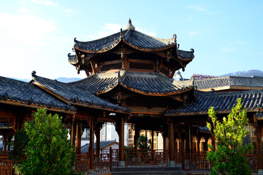 亭臺(tái)樓閣