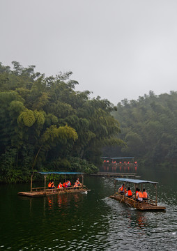 蜀南竹海海中海景區(qū)竹排