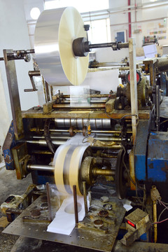貼膜機(jī)