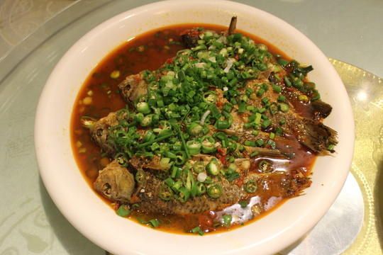 藿香鯽魚