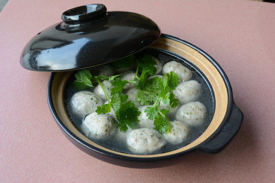 艾丸煲