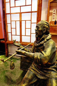 清末采金人雕塑