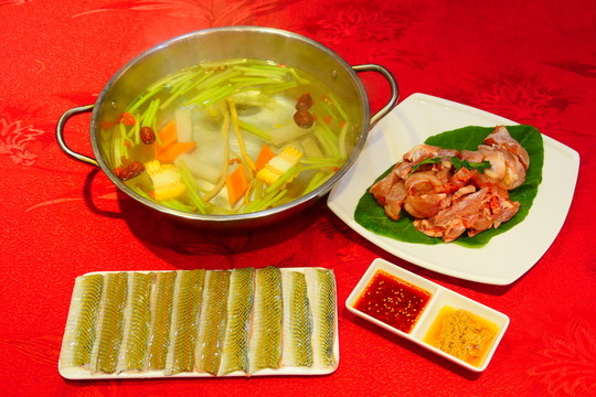 蛇肉火鍋 火鍋