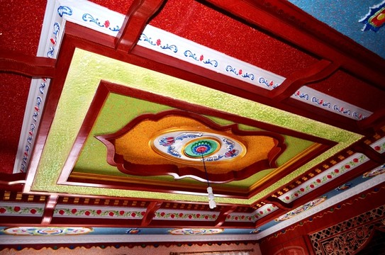 少數(shù)民族民居內(nèi)裝吊頂