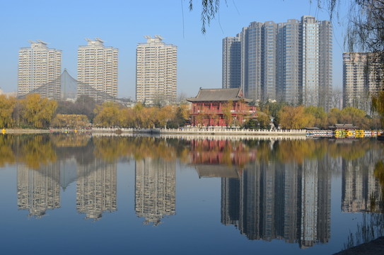 房影一體