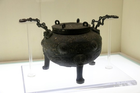 提鏈小口銅鼎