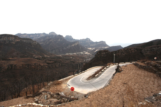 山路