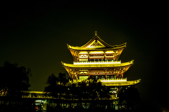 長沙杜甫江閣夜景