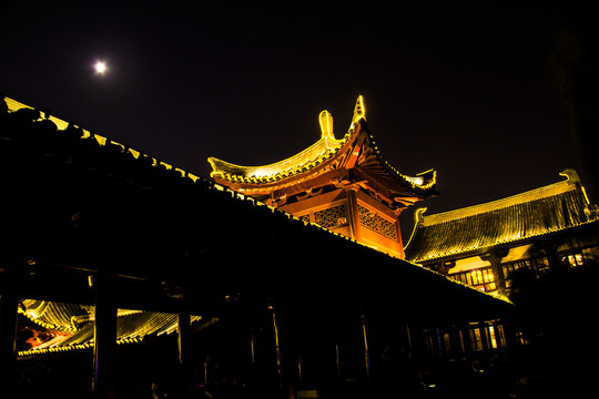 長(zhǎng)沙杜甫江閣夜景