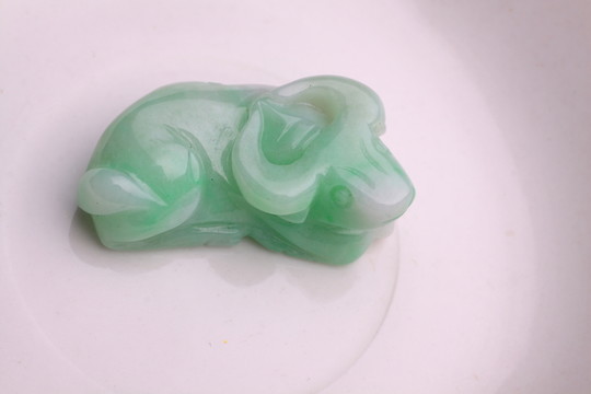 和田玉牛 玉石 玉器 手把件