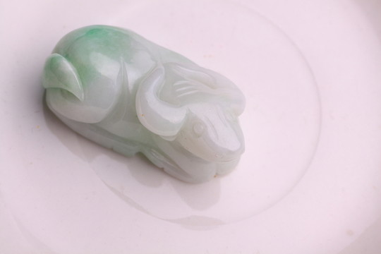 和田玉牛 玉石 玉器 手把件