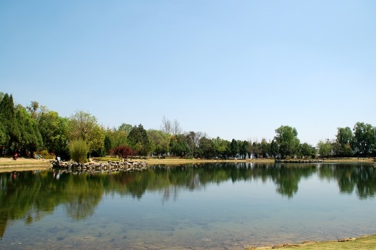 河