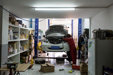 汽車(chē)保養(yǎng)