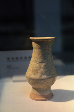 瓷瓶 出土文物
