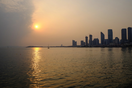 夕陽城市