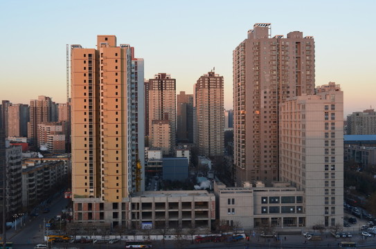 城市日出