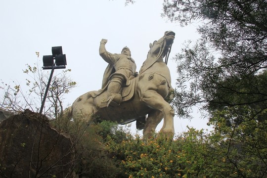 郑成功骑马塑像