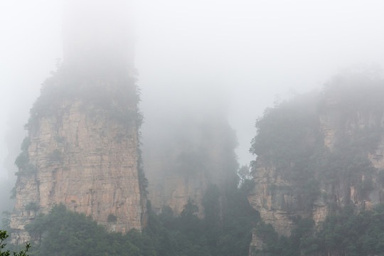 張家界大霧風景