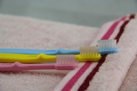 日本进口I33S儿童小头牙刷