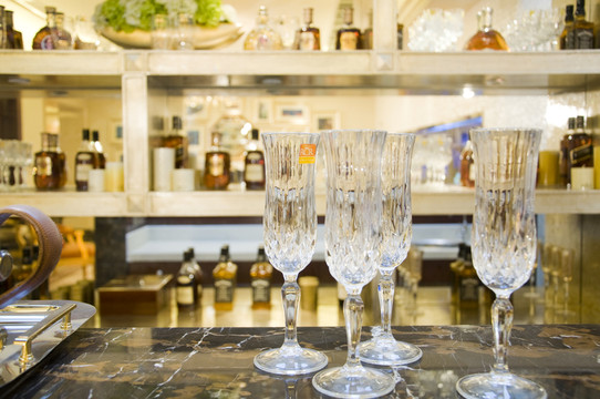 高腳杯