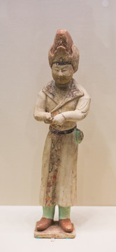 彩繪陶胡服女立俑