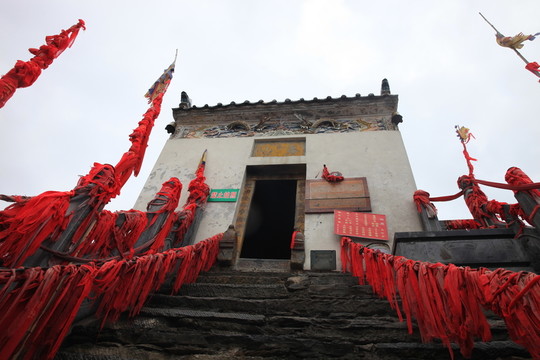 塔云山