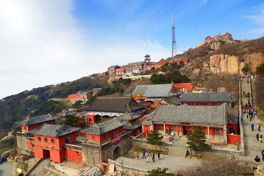 泰山碧霞祠全景