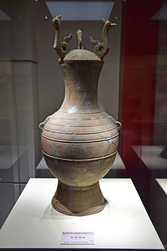 彩繪陶壺