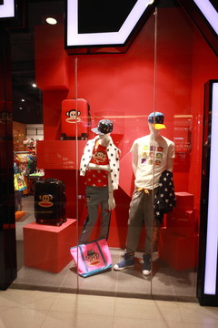 服裝店櫥窗