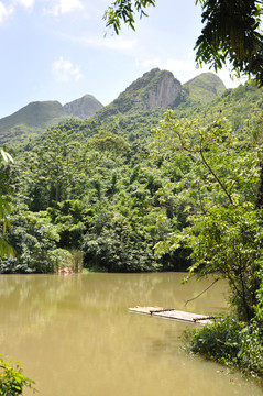 綠水青山