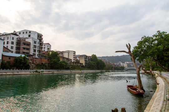 百色澄碧河畔 河堤風(fēng)光