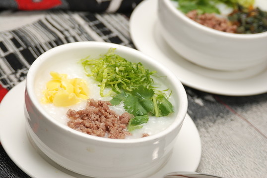 瑤柱白果肉茸粥