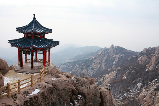 嶗山摘星亭